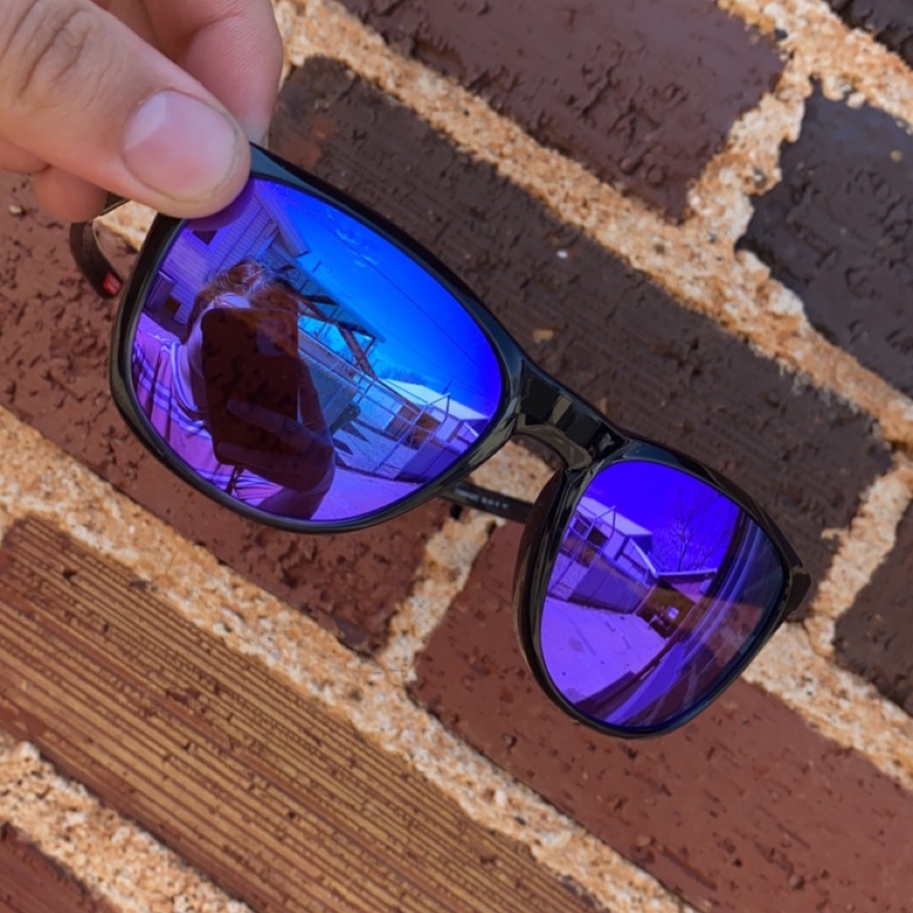 Oakley mens sunglasses
